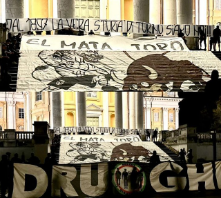 Blitz degli ultrà Juve a Superga, "Torino siamo noi"